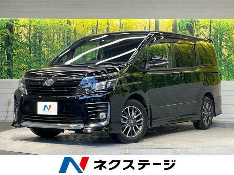 TOYOTA　VOXY