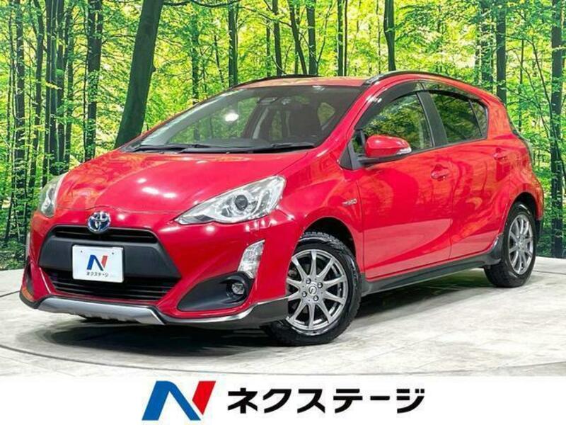 TOYOTA　AQUA