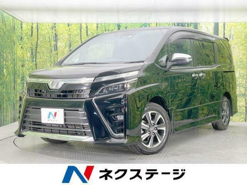 TOYOTA　VOXY