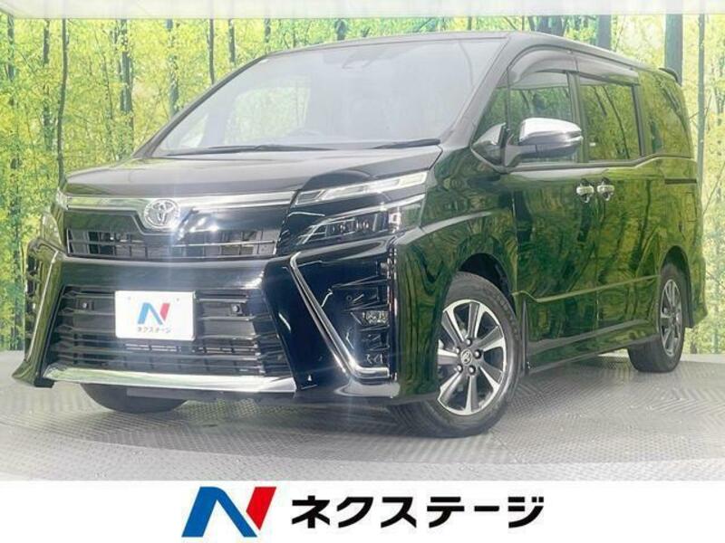 TOYOTA　VOXY