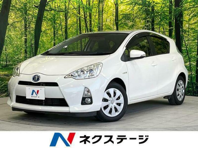 TOYOTA　AQUA