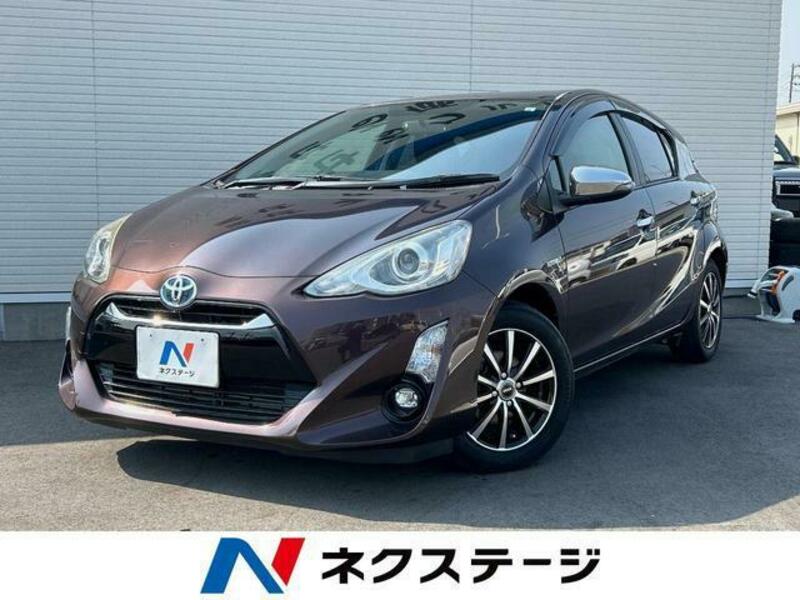 TOYOTA　AQUA