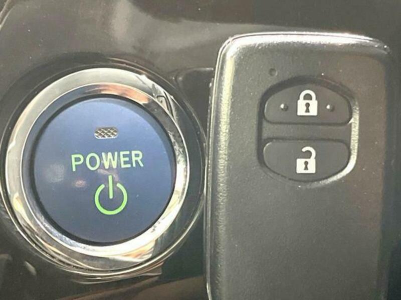 PRIUS-4