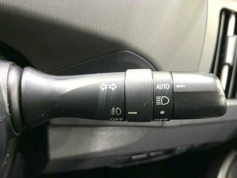 PRIUS-5