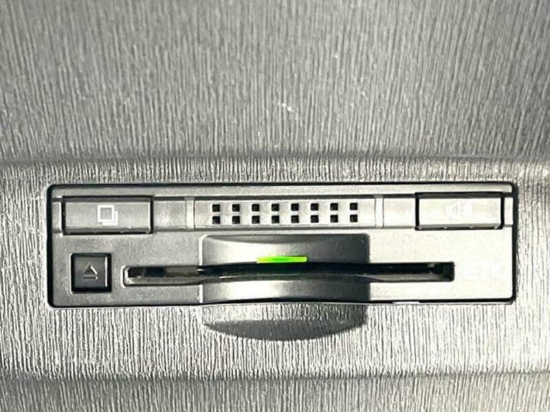 PRIUS-7
