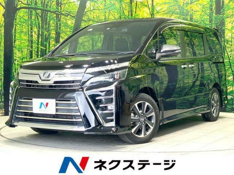 TOYOTA　VOXY