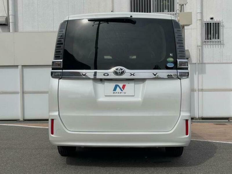 VOXY-16