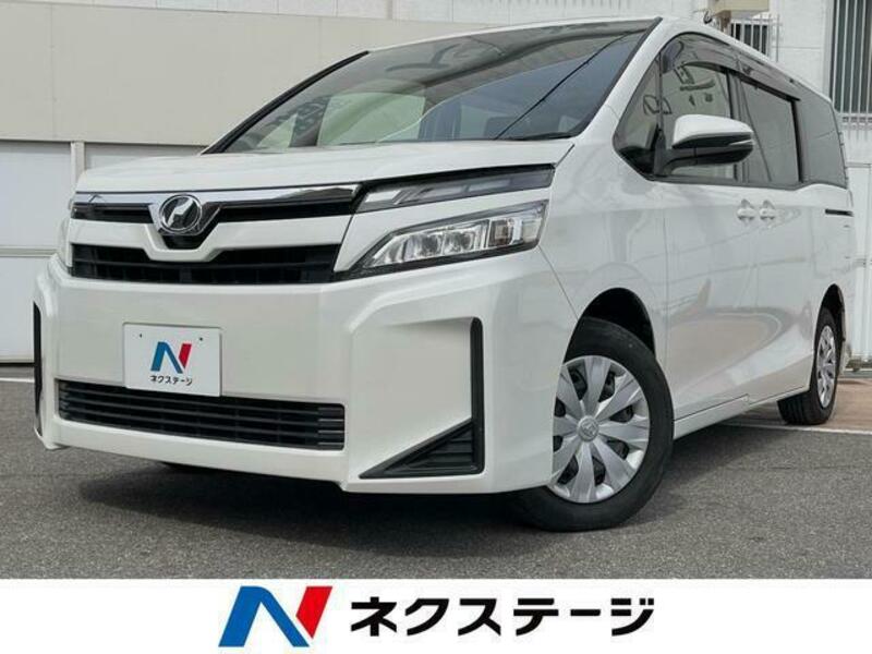 TOYOTA　VOXY