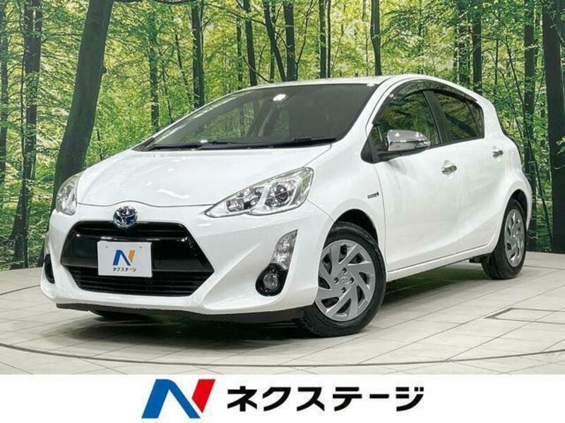 TOYOTA　AQUA