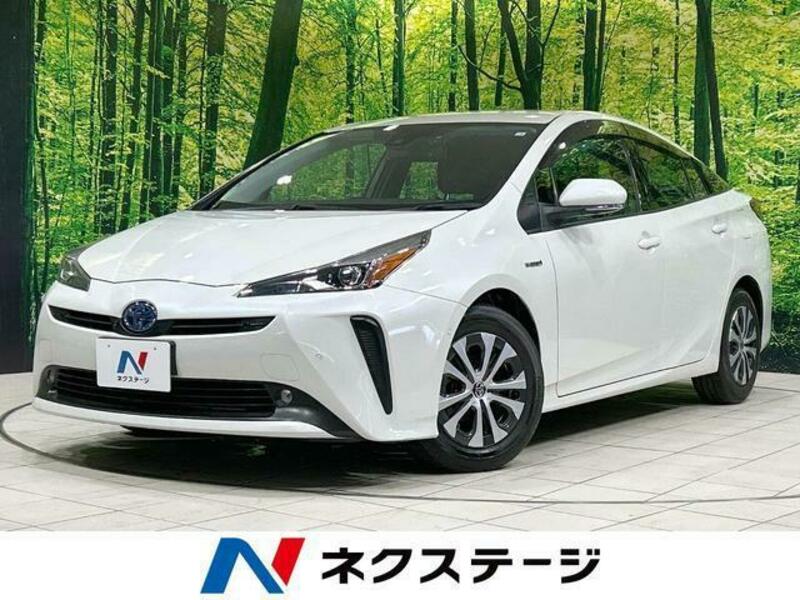 TOYOTA　PRIUS