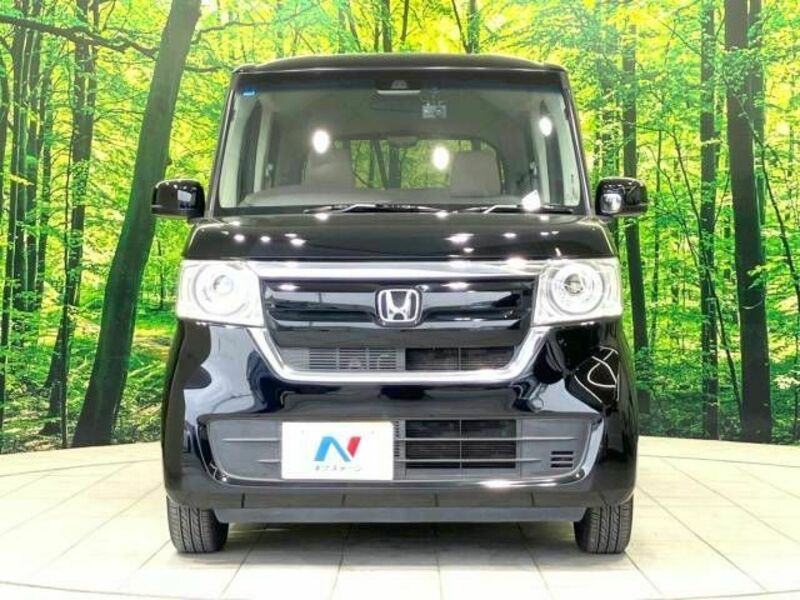 N BOX