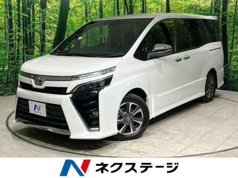 TOYOTA　VOXY