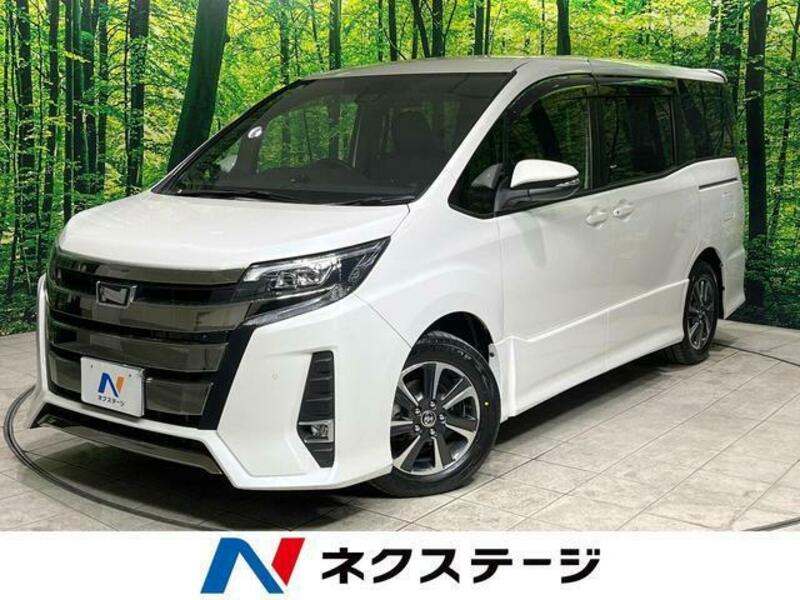 TOYOTA　NOAH