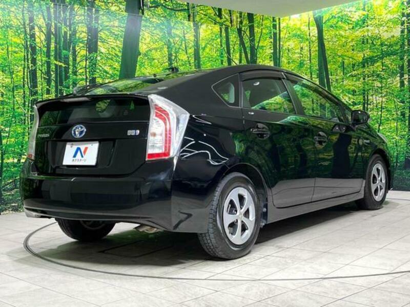 PRIUS-16