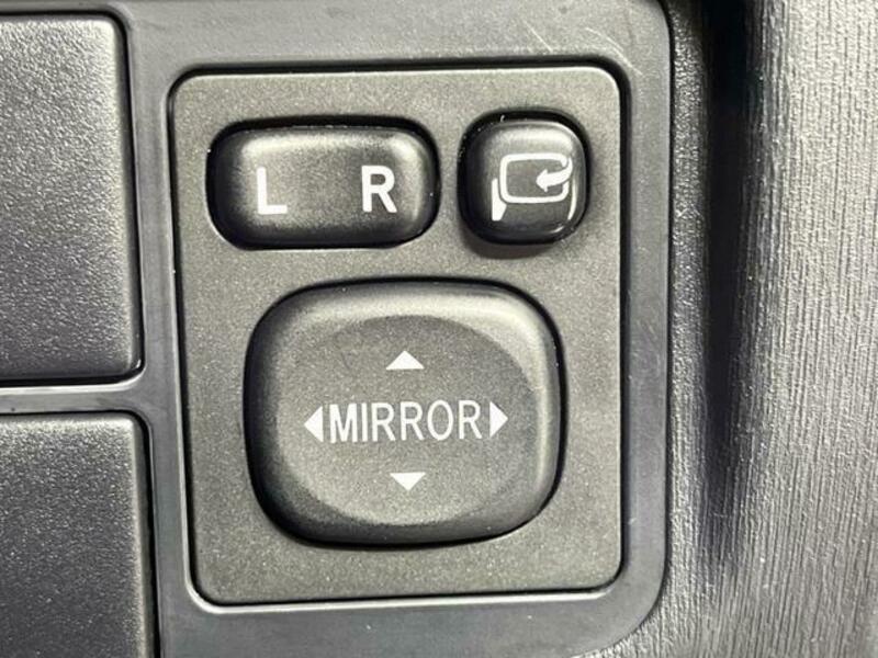 PRIUS-5