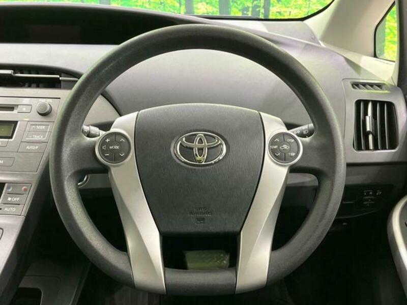 PRIUS-10