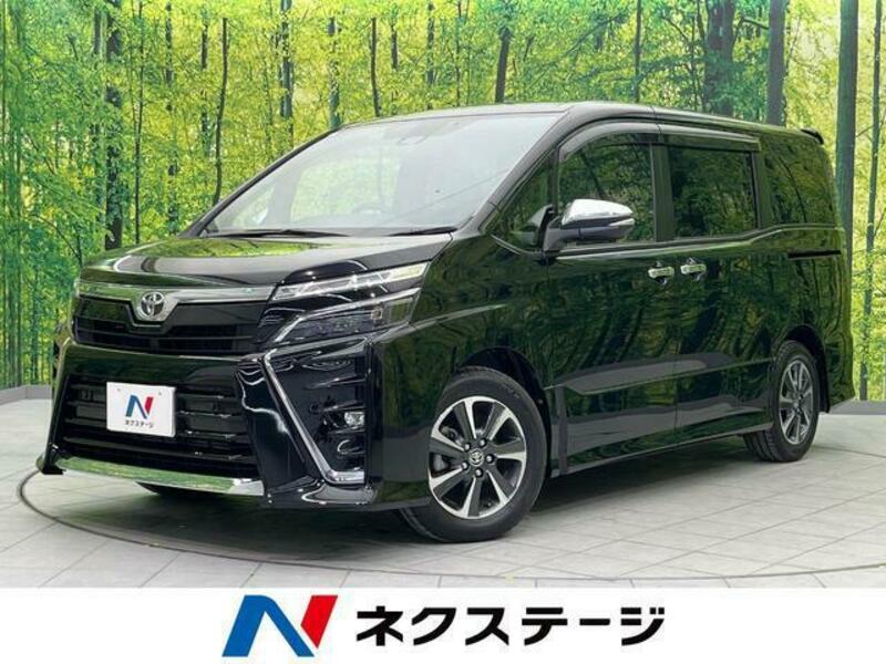 TOYOTA　VOXY