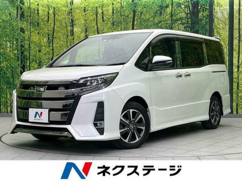 TOYOTA　NOAH
