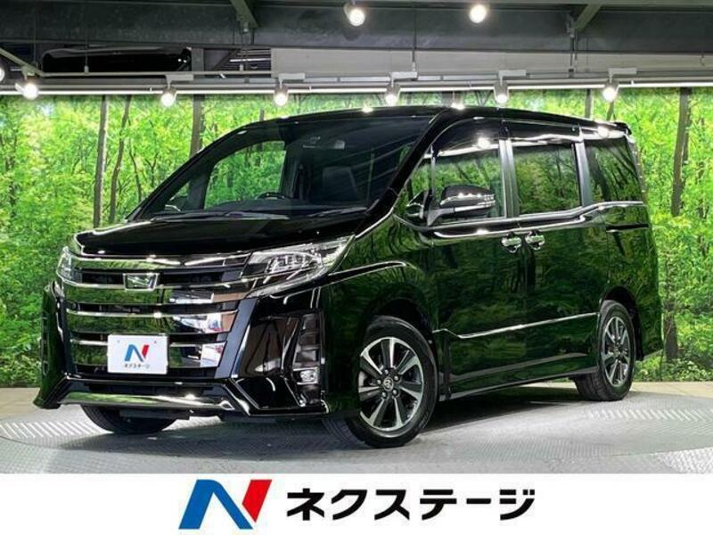 TOYOTA　NOAH