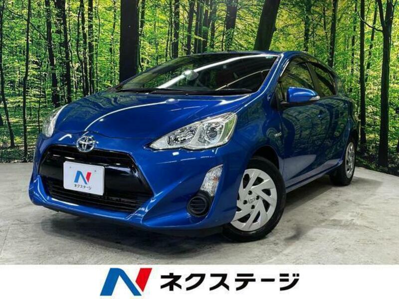 TOYOTA　AQUA