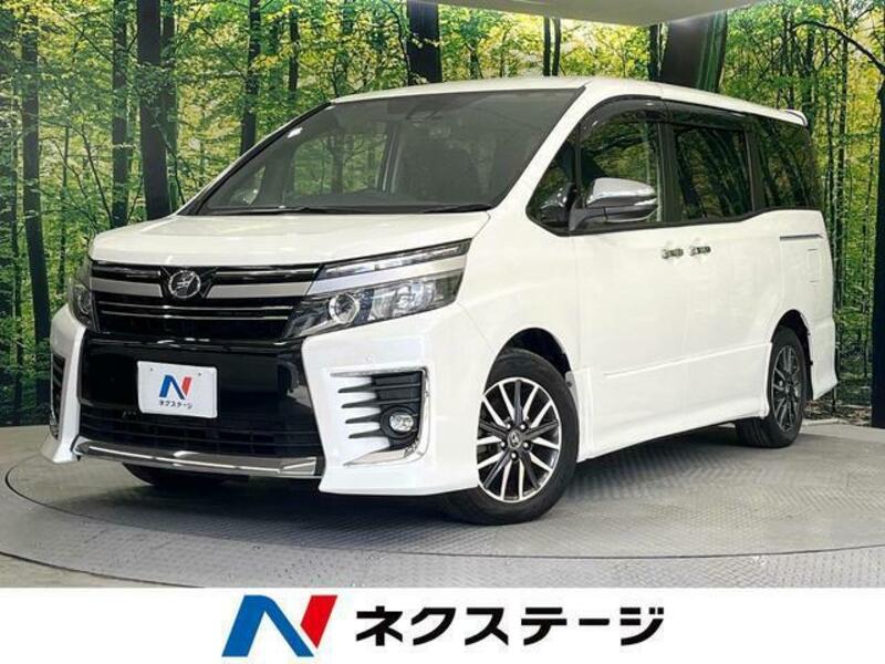 TOYOTA　VOXY