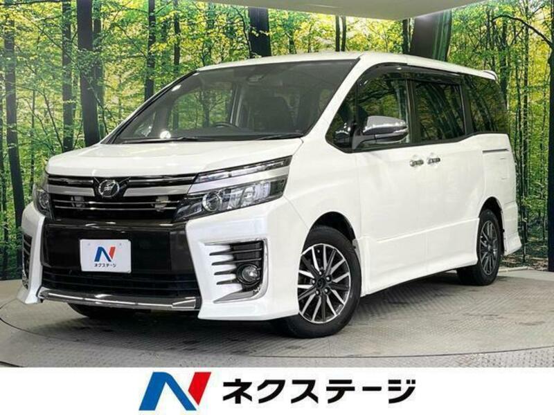 TOYOTA　VOXY