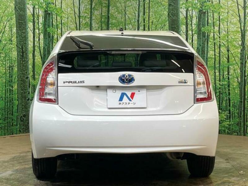 PRIUS-9