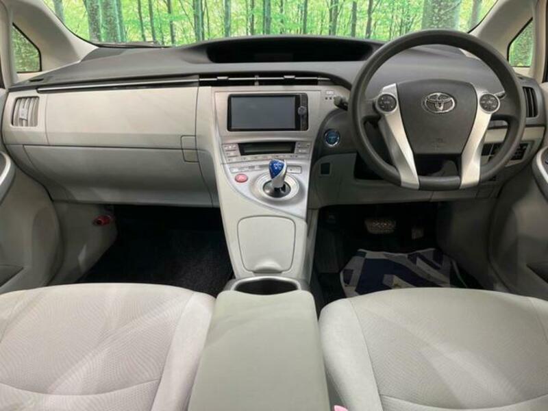 PRIUS-1