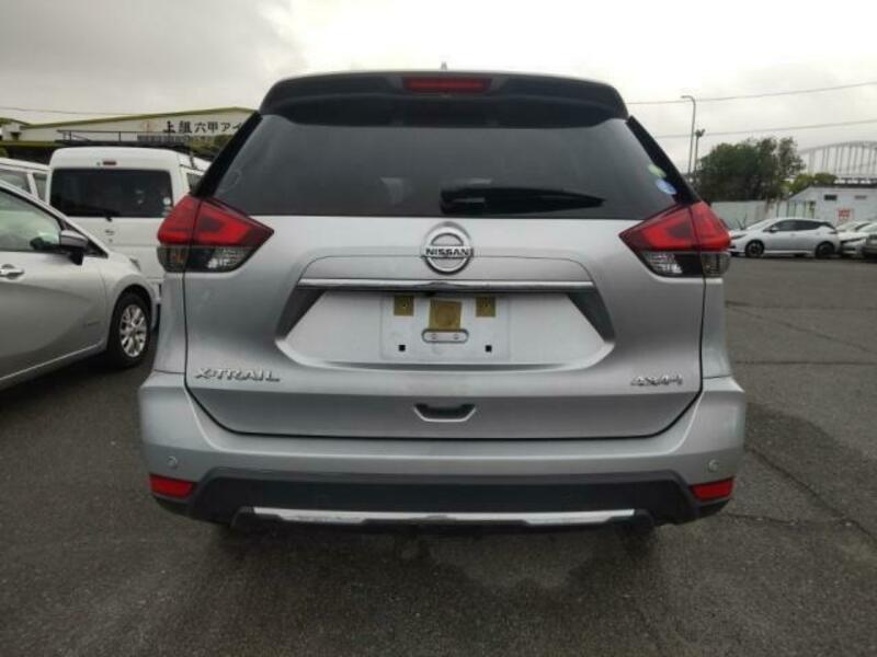 X-TRAIL-4