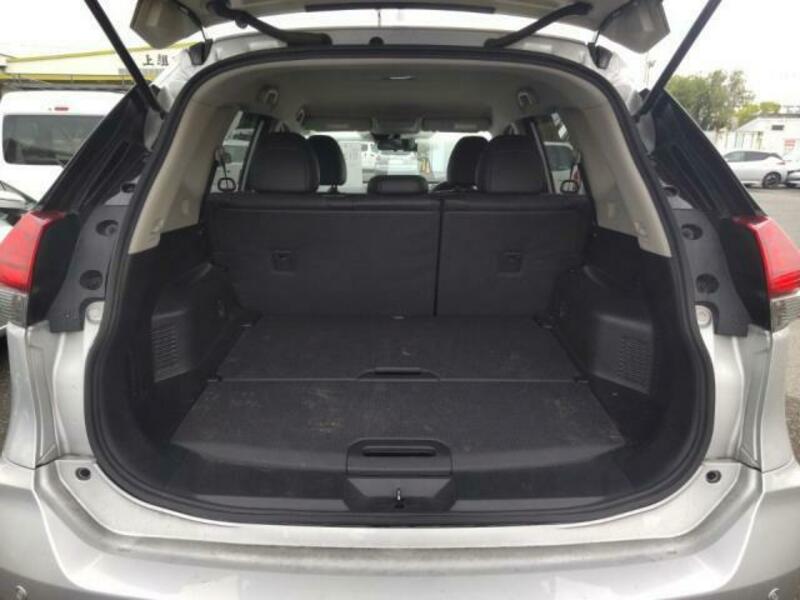 X-TRAIL-5
