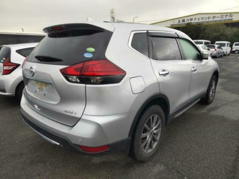 X-TRAIL-3