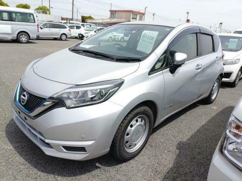 NISSAN　NOTE