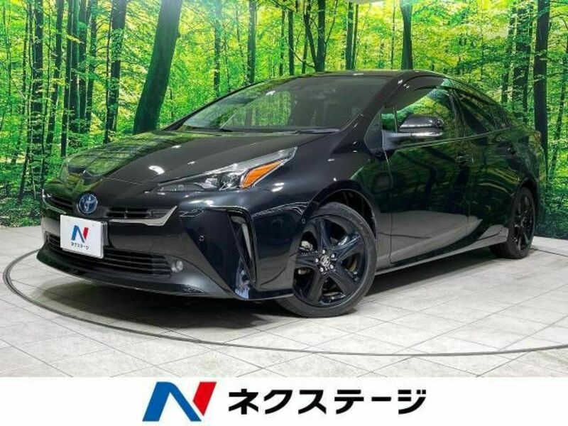 TOYOTA　PRIUS