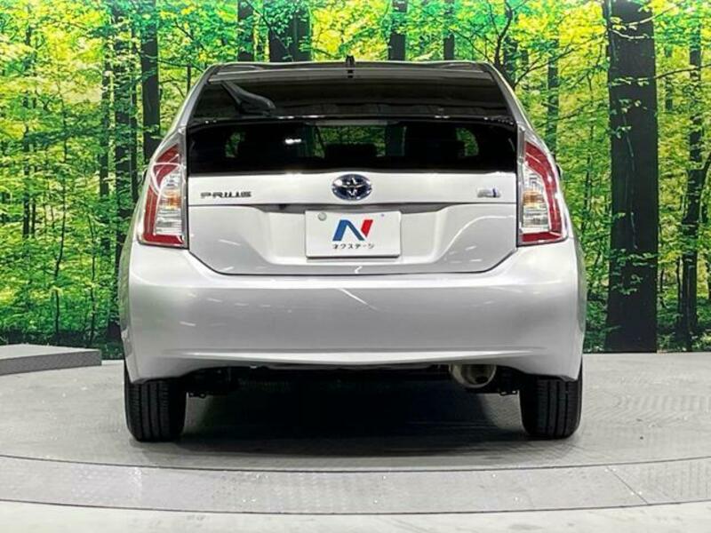 PRIUS-15