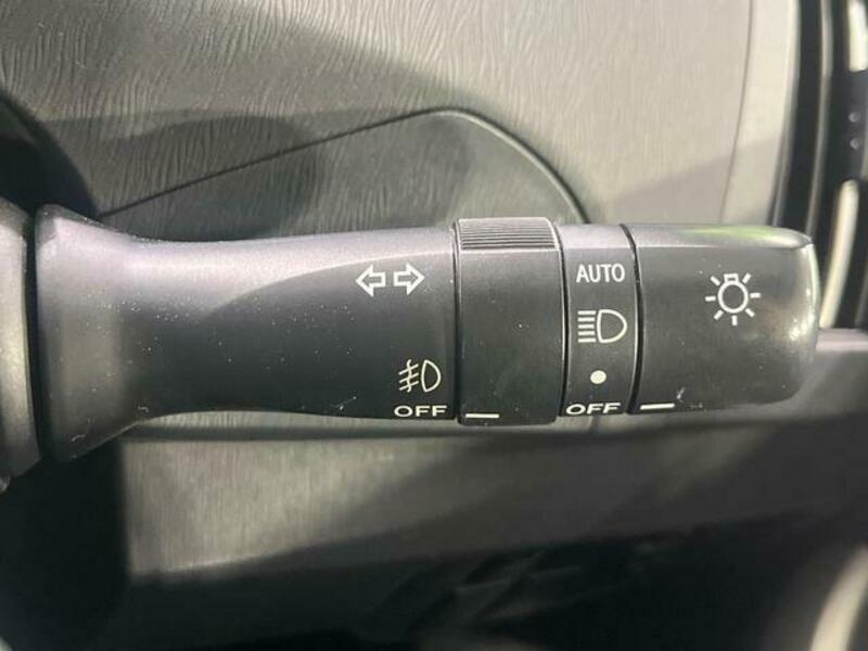 PRIUS-5