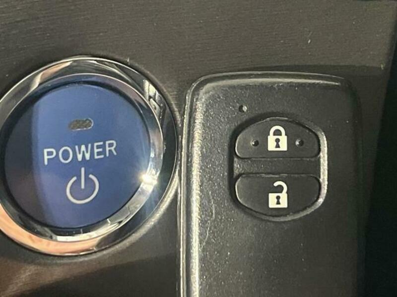 PRIUS-6
