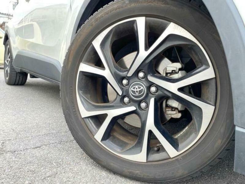 C-HR-13
