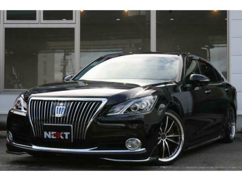TOYOTA CROWN MAJESTA