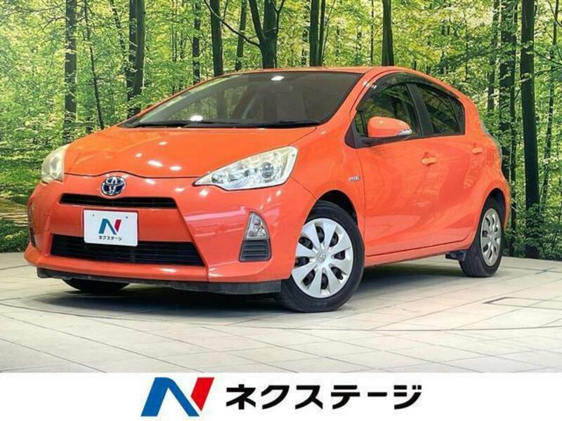 TOYOTA　AQUA
