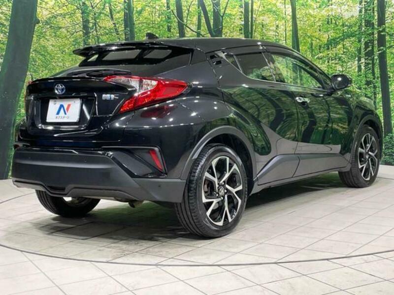 C-HR-15