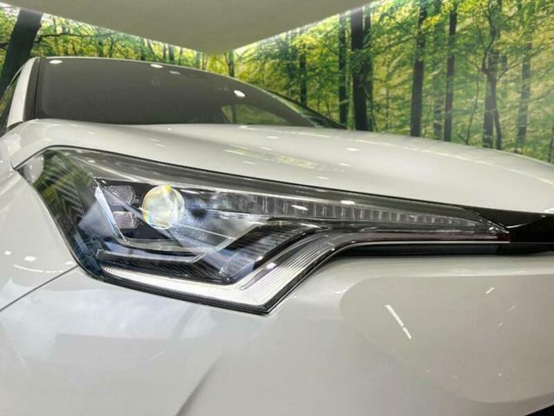 C-HR-13
