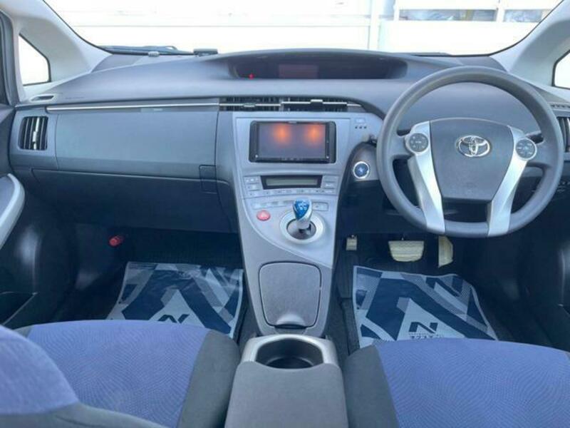 PRIUS-1