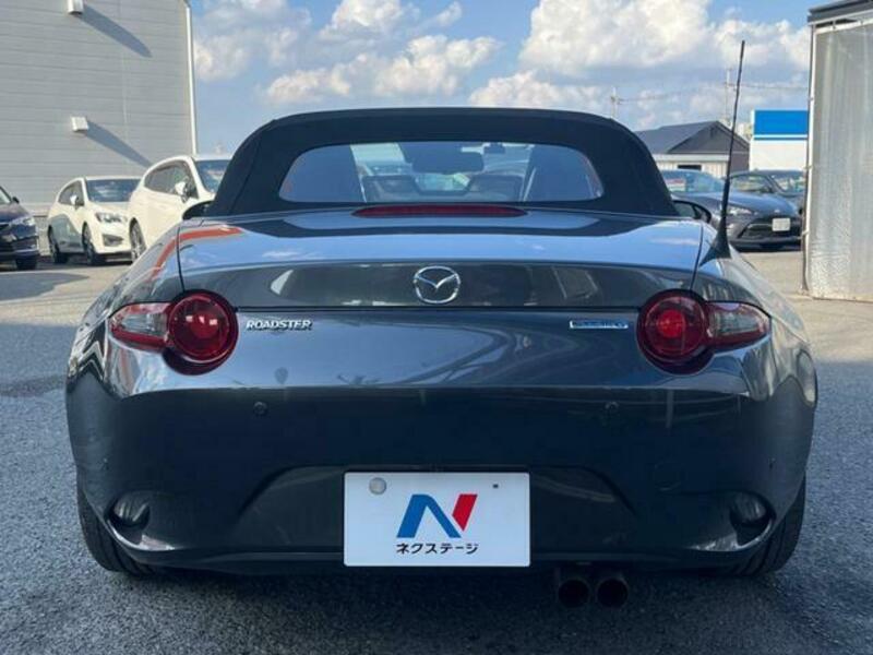 ROADSTER-14