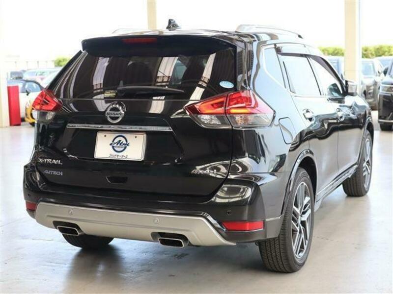 X-TRAIL-7