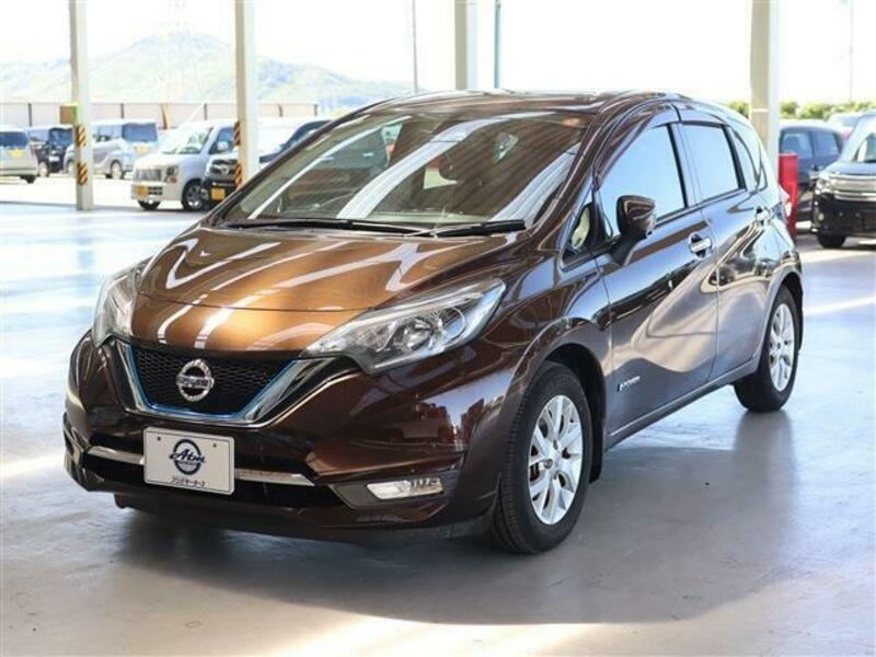 NISSAN　NOTE