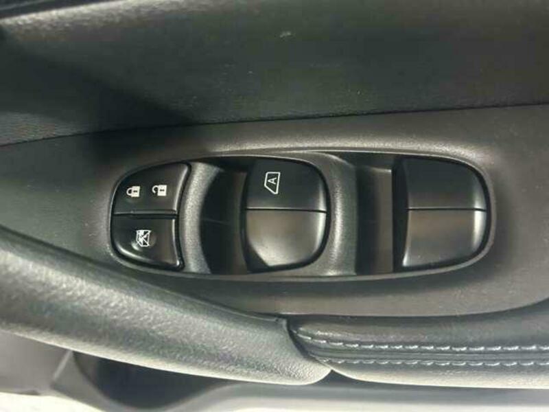 X-TRAIL-11