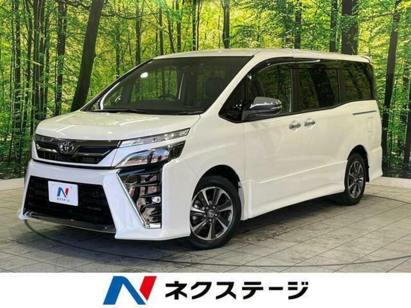 TOYOTA　VOXY
