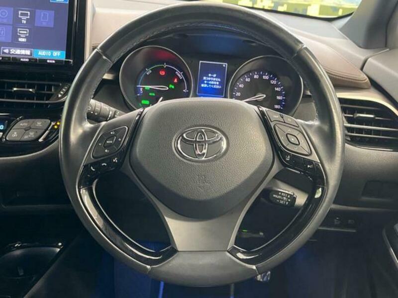 C-HR-11