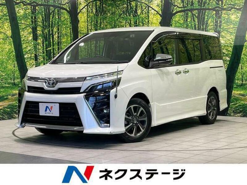 TOYOTA　VOXY
