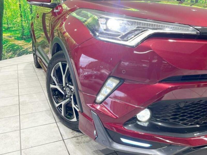 C-HR-11